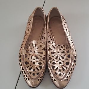 Kate Spade rose gold floral cut-out loafers